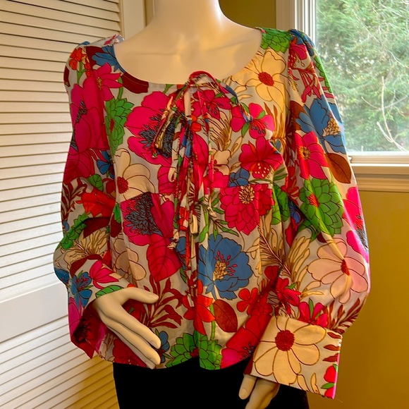 TUCKERNUCK women’s Medium blouse - Picture 2 of 7